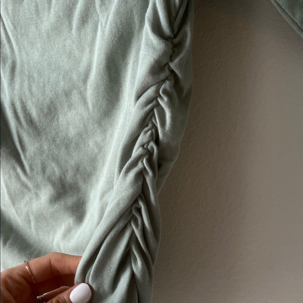 Wild Fable Light Green Ruched Blouse - Picture 5 of 5